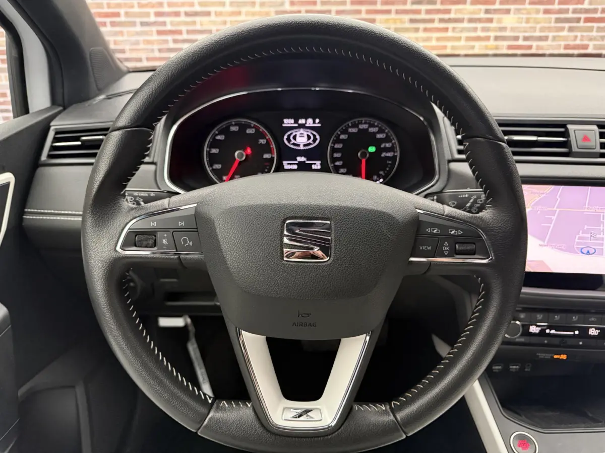 1.0 TSI FR Achteruitrijcamera | Cruise | Full Link | Draadloos opladen