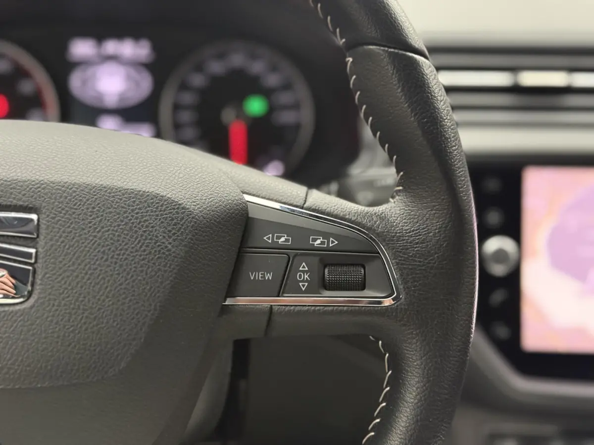 1.0 TSI FR Achteruitrijcamera | Cruise | Full Link | Draadloos opladen