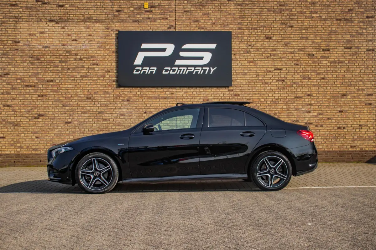 250e AMG-Line, Pano, Burmester, Half Leder