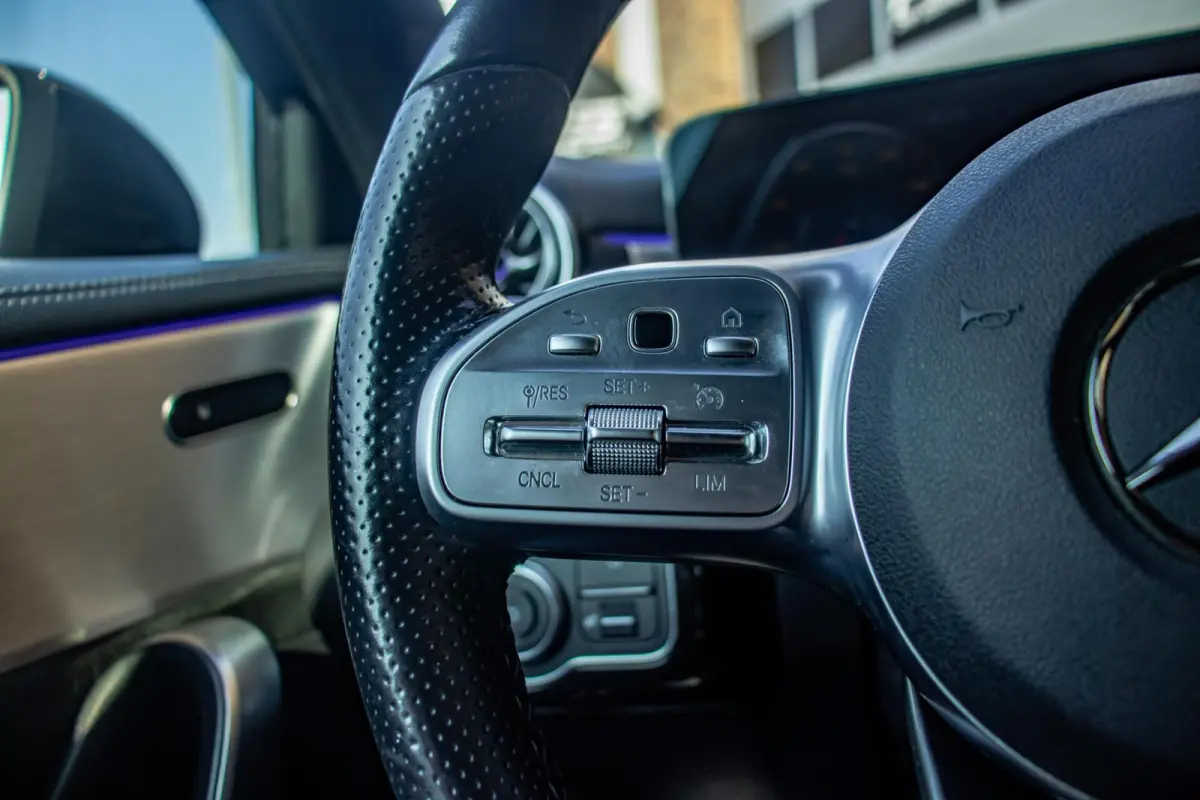 250e AMG-Line, Pano, Burmester, Half Leder
