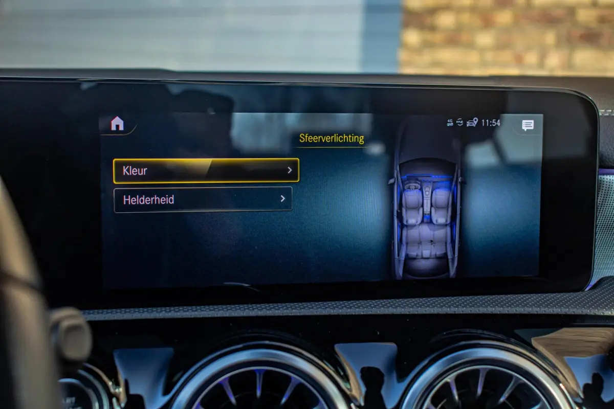 250e AMG-Line, Pano, Burmester, Half Leder