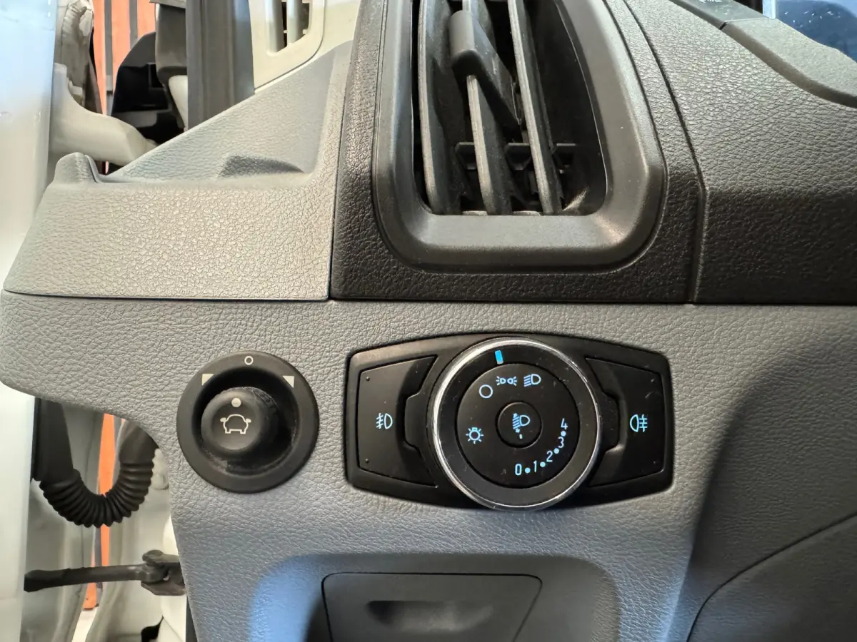 310 2.0 TDCI ROLSTOEL met Lift 9+1 NAVI-PDC-CRUISE-AIRCO