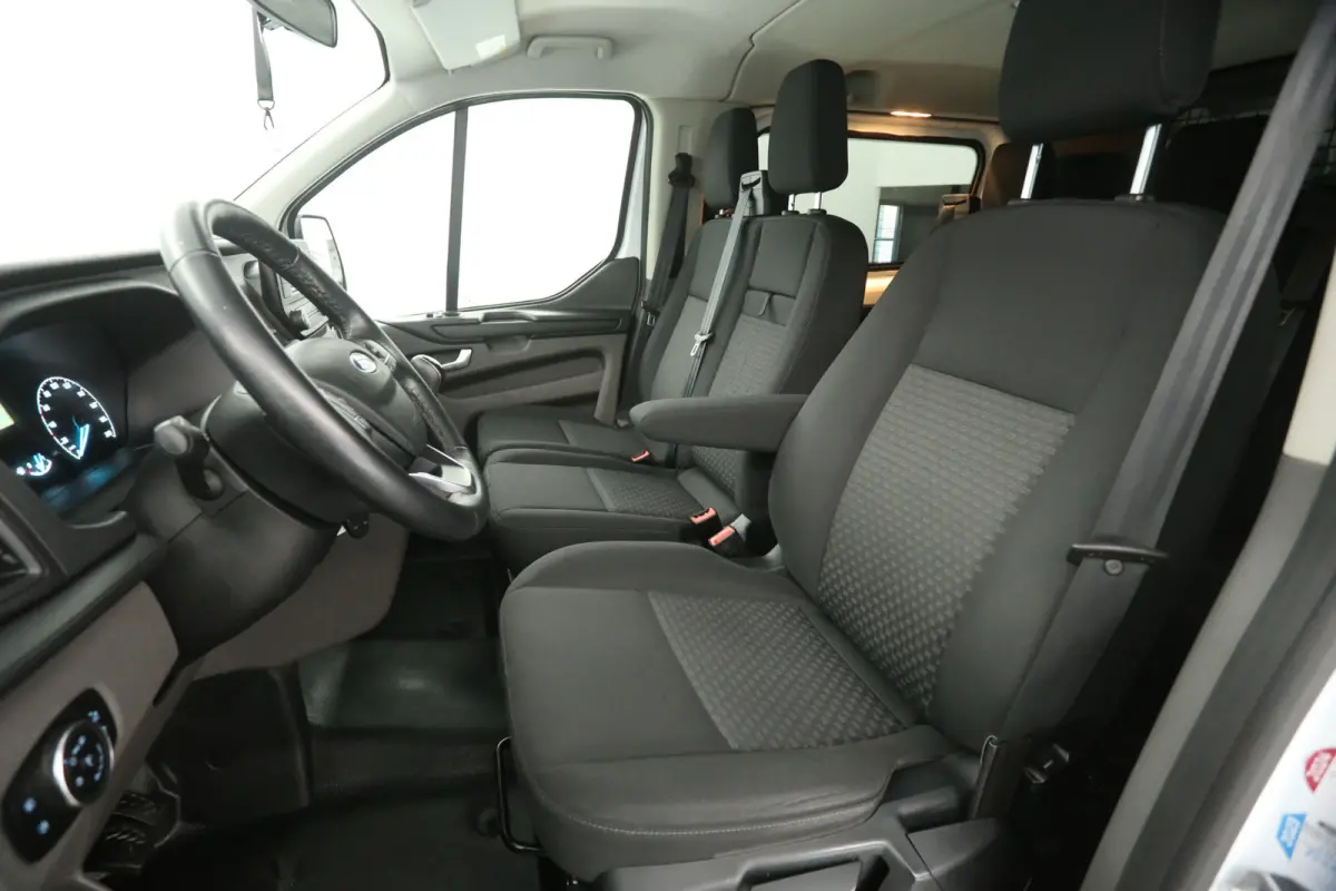 2.0 TDCI L2H1 | DC | 6 Zits| 2800kg Trekgew. | Airco | Cruise | Parkeersensoren
