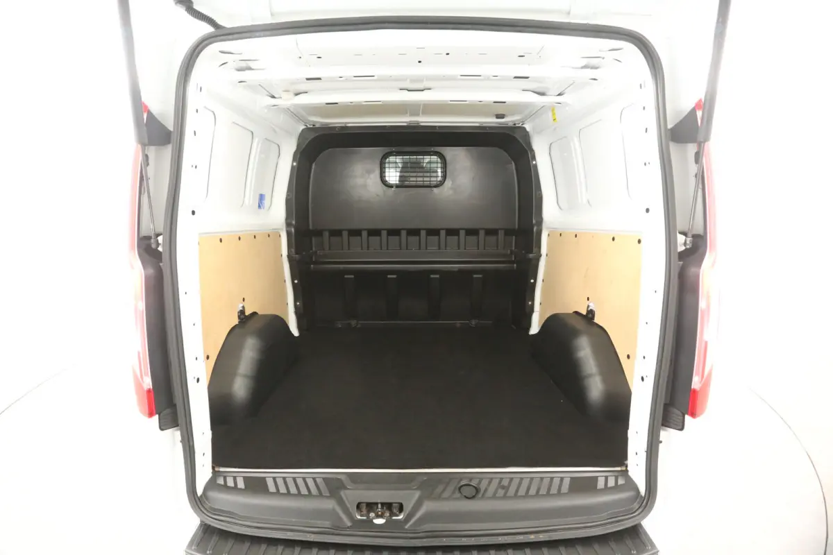 2.0 TDCI L2H1 | DC | 6 Zits| 2800kg Trekgew. | Airco | Cruise | Parkeersensoren