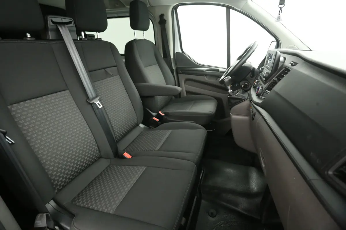 2.0 TDCI L2H1 | DC | 6 Zits| 2800kg Trekgew. | Airco | Cruise | Parkeersensoren