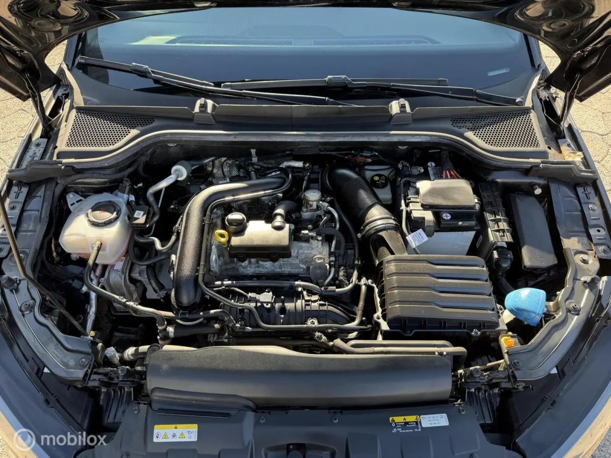 1.0 TSI Sport Business Clima | Cruise | Virtual