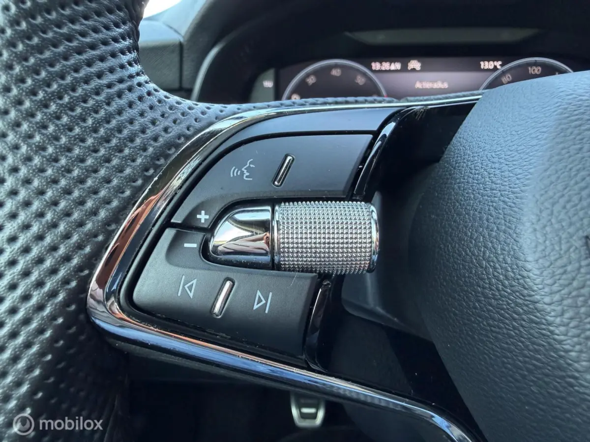 1.0 TSI Sport Business Clima | Cruise | Virtual