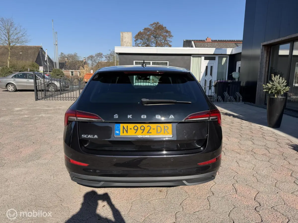 1.0 TSI Sport Business Clima | Cruise | Virtual