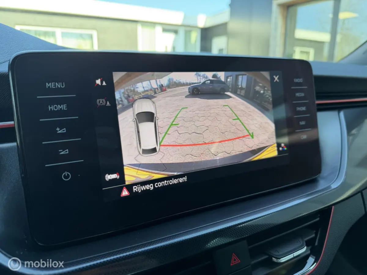 1.0 TSI Sport Business Clima | Cruise | Virtual