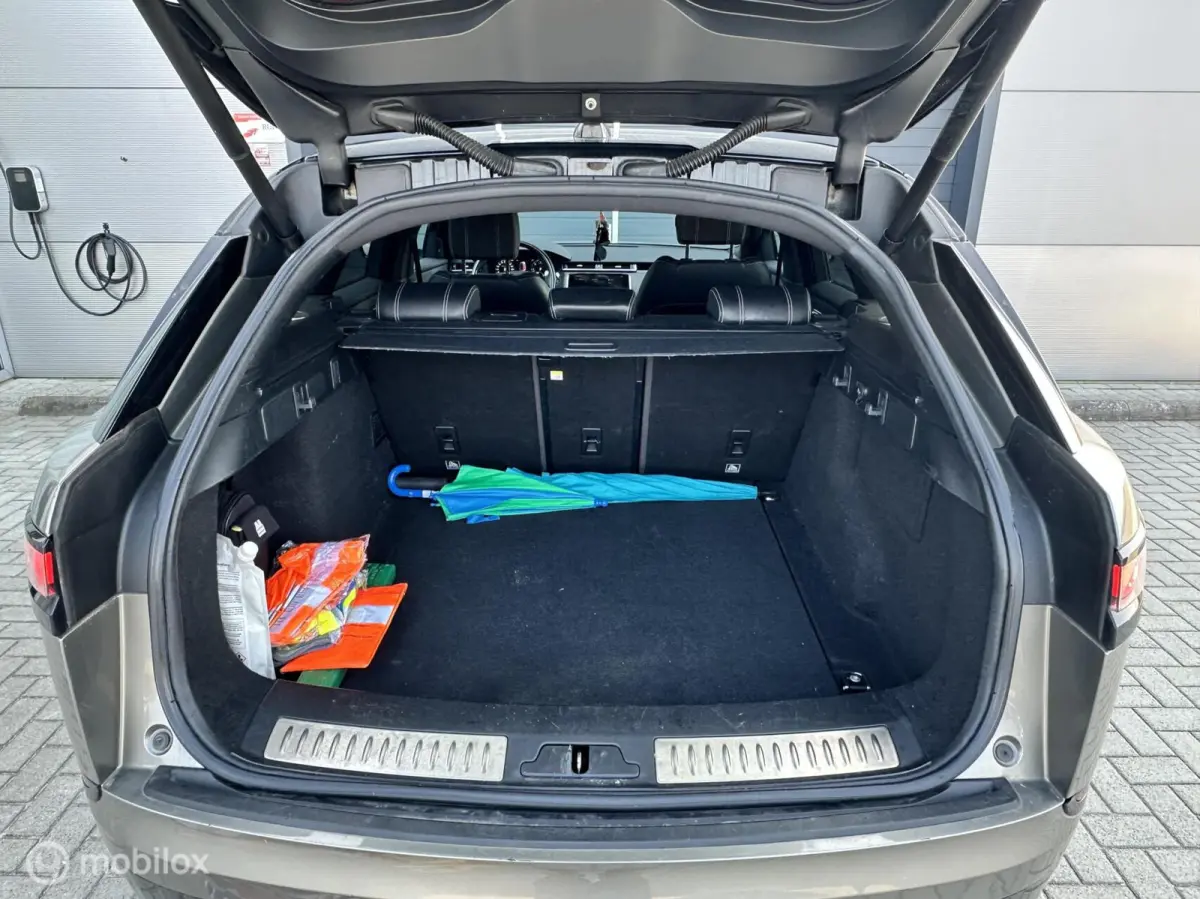 2.0 I4 AWD R-Dynamic HSE