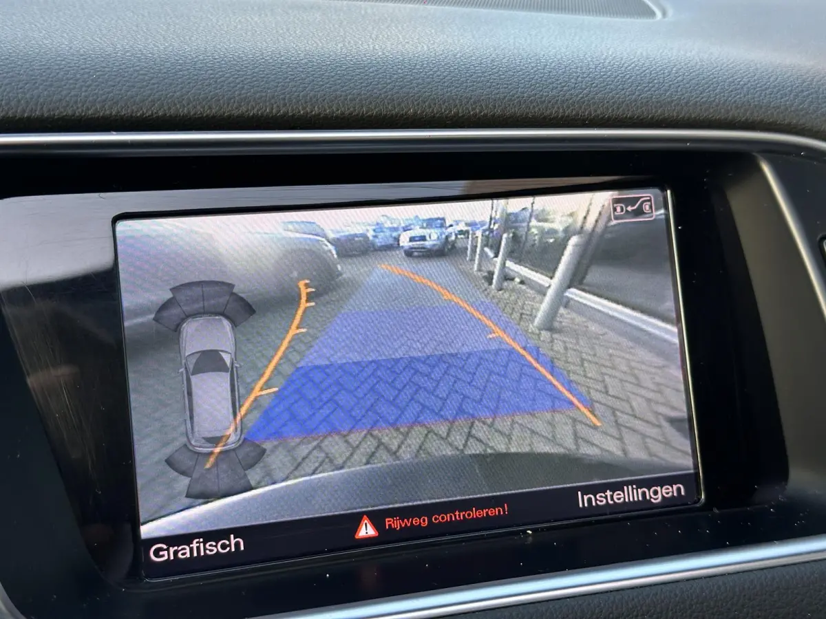 3.0 TDI SQ5 quattro Pro Line | Zeer Nette Staat! | Dealeronderhouden | Standkachel | PANO | Achteruitrijcamera | 2026 Grote Beurt Gehad | 10 jaar in bezit geweest |