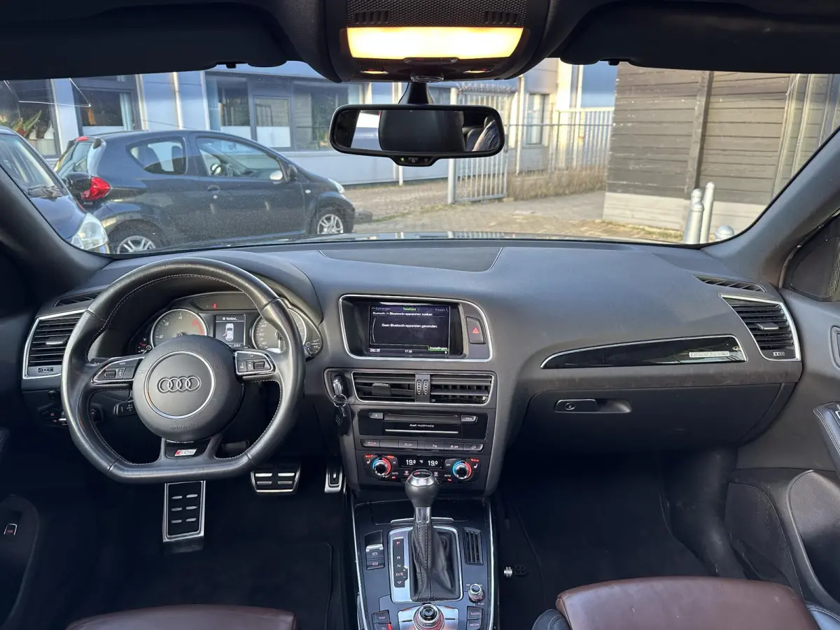 3.0 TDI SQ5 quattro Pro Line | Zeer Nette Staat! | Dealeronderhouden | Standkachel | PANO | Achteruitrijcamera | 2026 Grote Beurt Gehad | 10 jaar in bezit geweest |