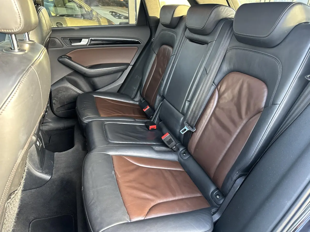 3.0 TDI SQ5 quattro Pro Line | Zeer Nette Staat! | Dealeronderhouden | Standkachel | PANO | Achteruitrijcamera | 2026 Grote Beurt Gehad | 10 jaar in bezit geweest |