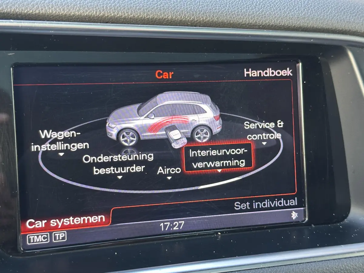 3.0 TDI SQ5 quattro Pro Line | Zeer Nette Staat! | Dealeronderhouden | Standkachel | PANO | Achteruitrijcamera | 2026 Grote Beurt Gehad | 10 jaar in bezit geweest |