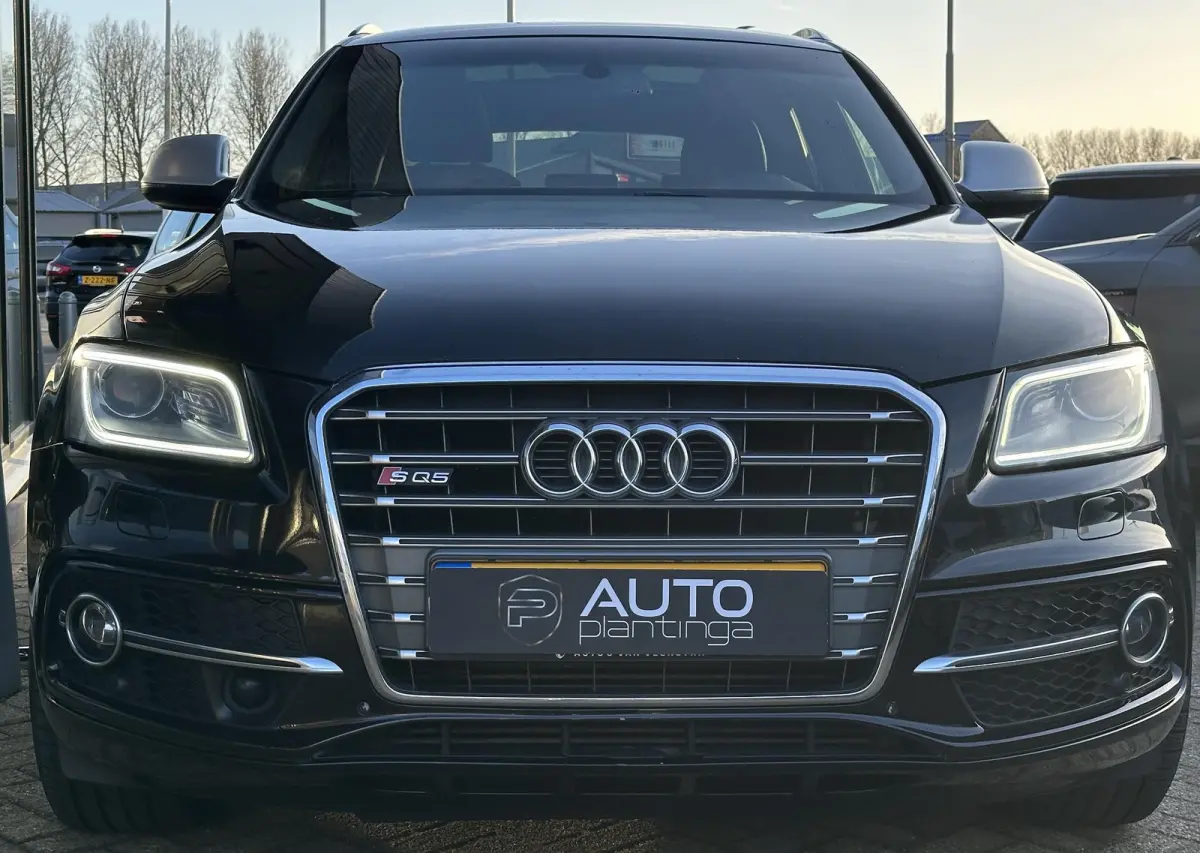 3.0 TDI SQ5 quattro Pro Line | Zeer Nette Staat! | Dealeronderhouden | Standkachel | PANO | Achteruitrijcamera | 2026 Grote Beurt Gehad | 10 jaar in bezit geweest |