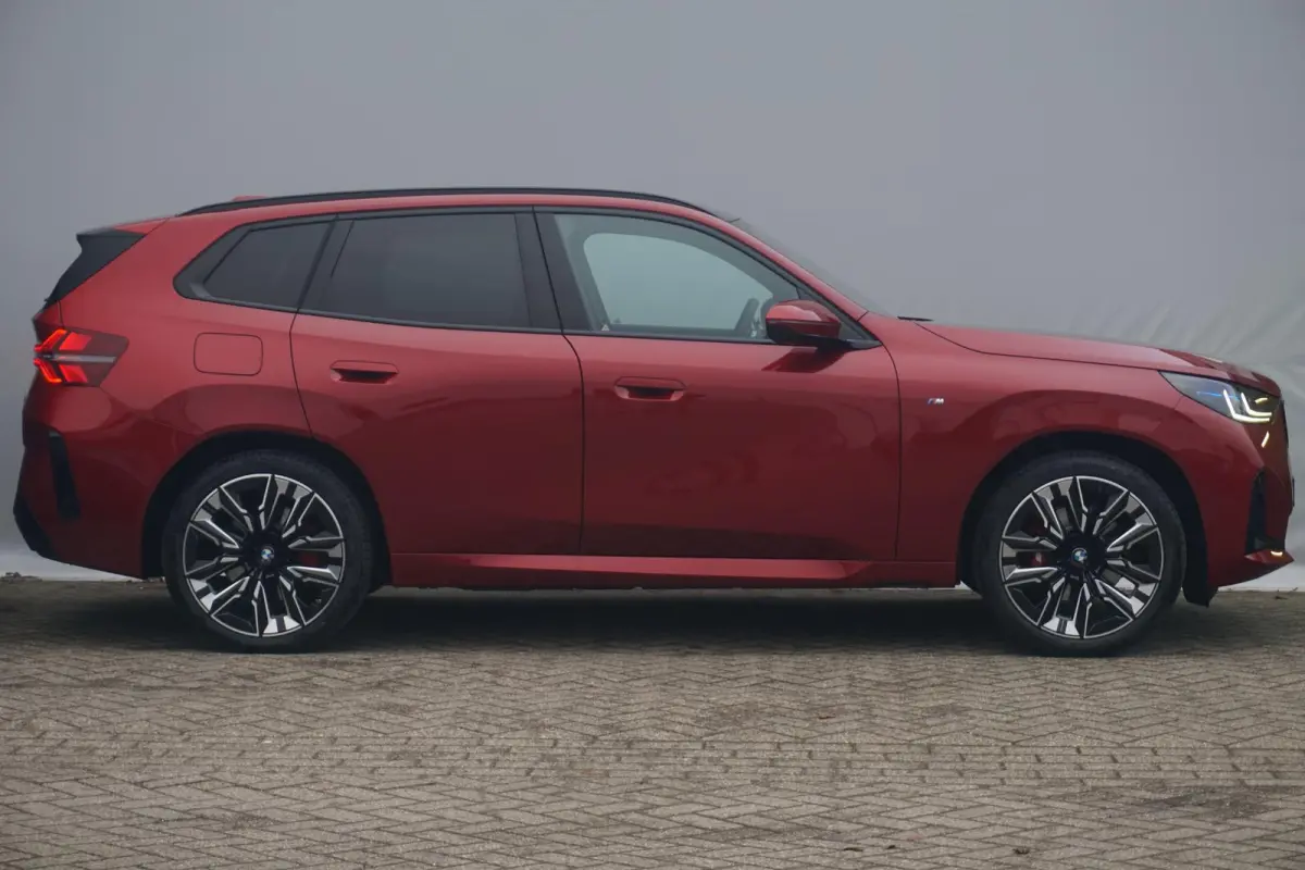 xDrive30e M Sportpakket Pro | Professional Pack | Comfort Pack | Premium Pack | Panoramadak | Trekhaak