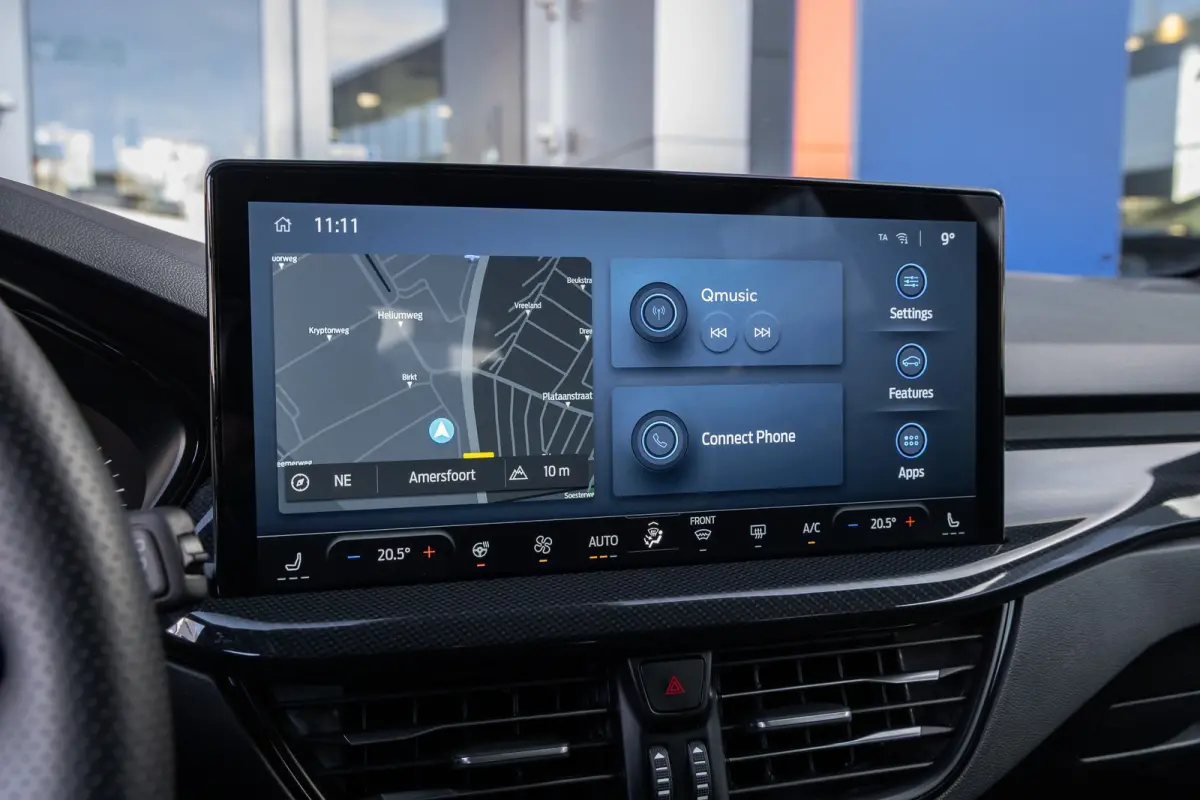 1.0 EcoBoost Hybrid ST Line | 155pk! | Stoel/stuur/voorruit verwarming | Apple Carplay/Android Auto | Navi | Cruise control | Apple Carplay/Android Auto|telefoonintegratie premium | Cruise c