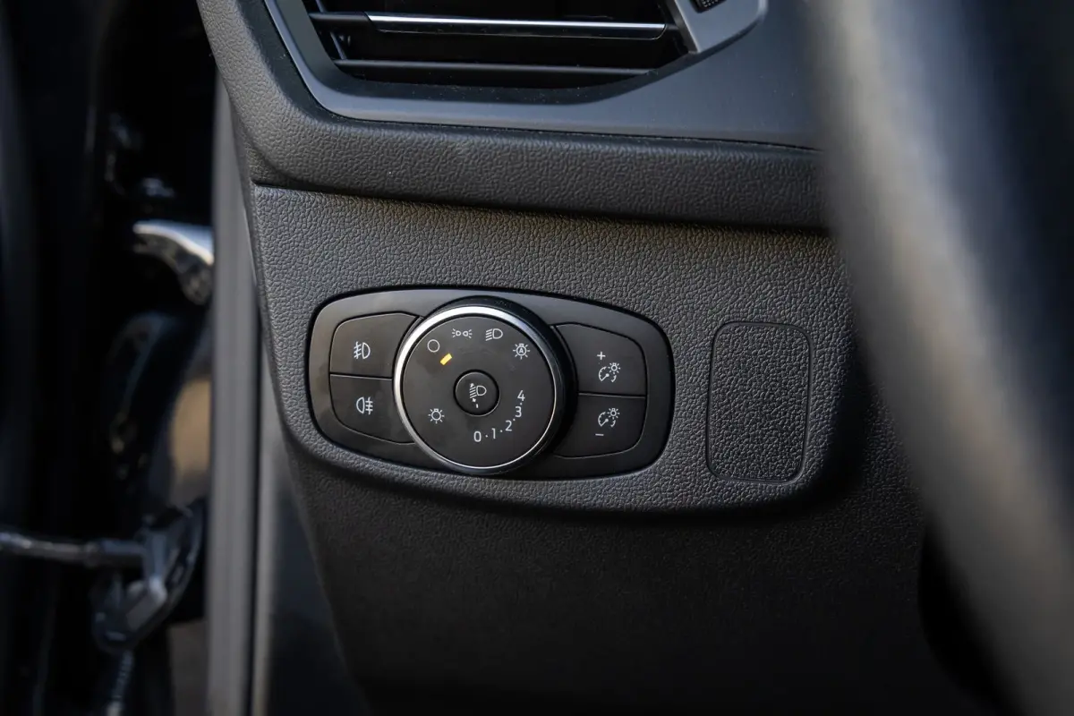 1.0 EcoBoost Hybrid ST Line | 155pk! | Stoel/stuur/voorruit verwarming | Apple Carplay/Android Auto | Navi | Cruise control | Apple Carplay/Android Auto|telefoonintegratie premium | Cruise c