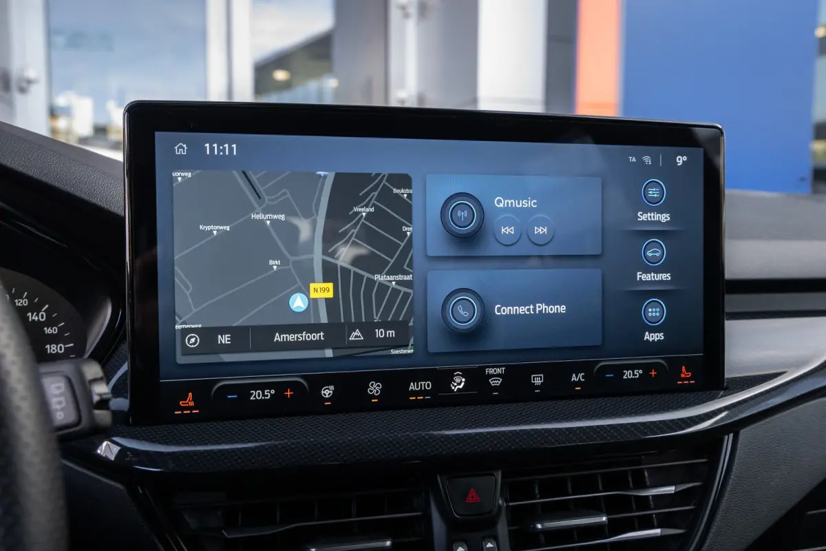 1.0 EcoBoost Hybrid ST Line | 155pk! | Stoel/stuur/voorruit verwarming | Apple Carplay/Android Auto | Navi | Cruise control | Apple Carplay/Android Auto|telefoonintegratie premium | Cruise c