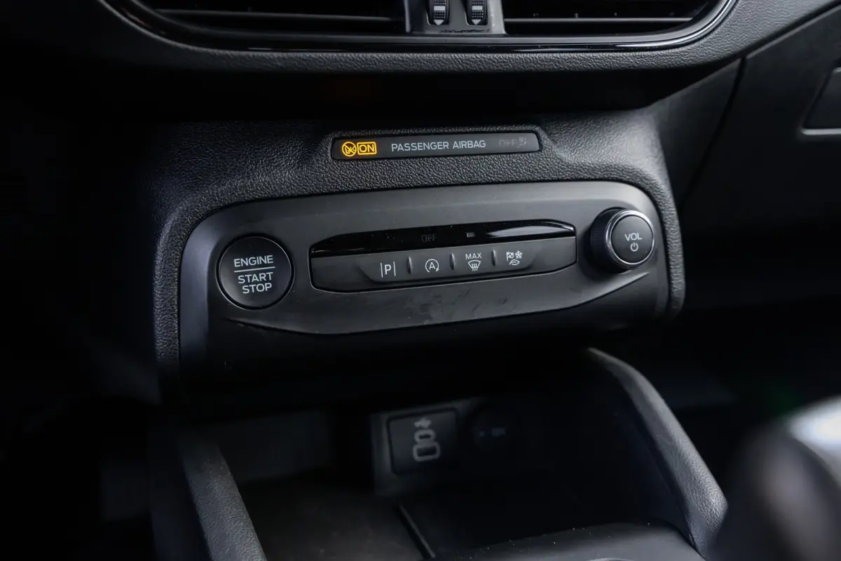 1.0 EcoBoost Hybrid ST Line | 155pk! | Stoel/stuur/voorruit verwarming | Apple Carplay/Android Auto | Navi | Cruise control | Apple Carplay/Android Auto|telefoonintegratie premium | Cruise c