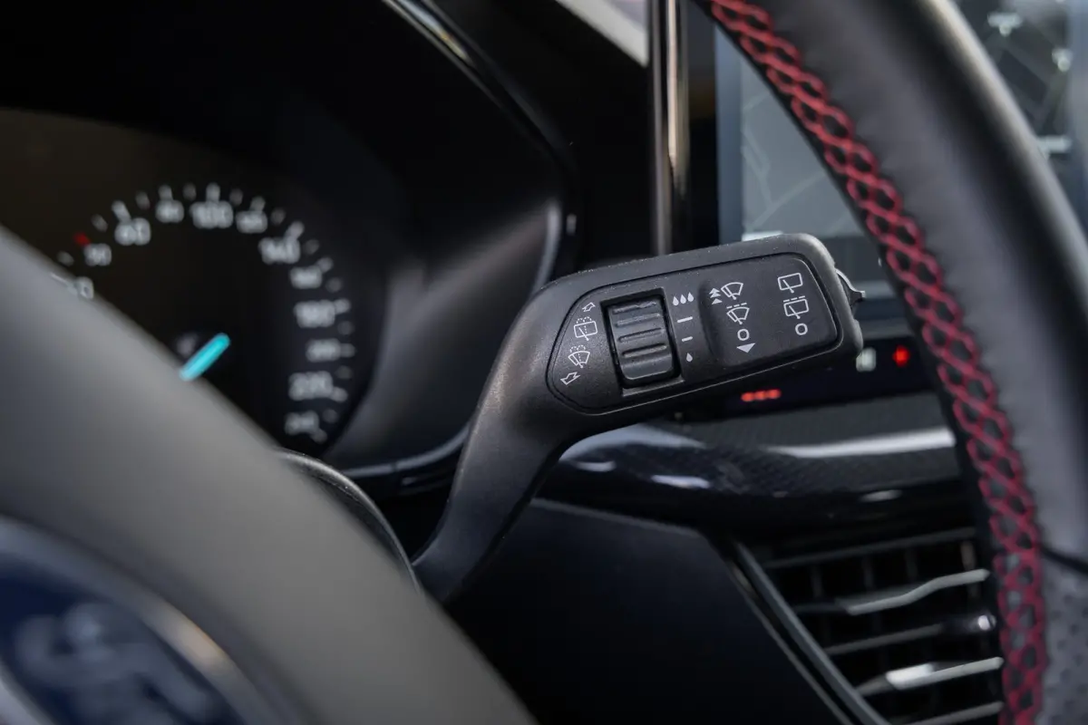 1.0 EcoBoost Hybrid ST Line | 155pk! | Stoel/stuur/voorruit verwarming | Apple Carplay/Android Auto | Navi | Cruise control | Apple Carplay/Android Auto|telefoonintegratie premium | Cruise c