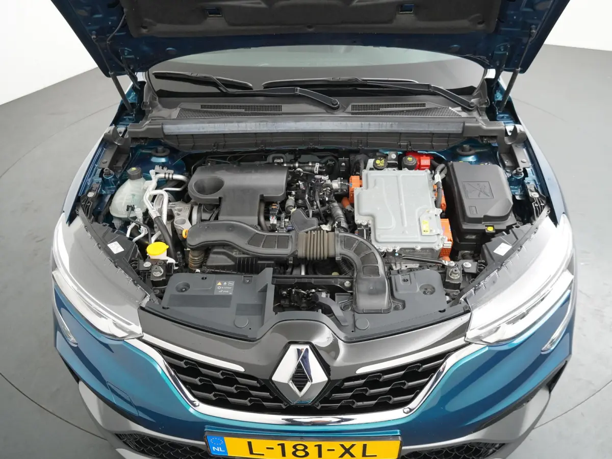E-TECH Hybrid 145 R.S. Line | Lederen Bekl. | Stoel- & Stuurverw. | Trekhaak |