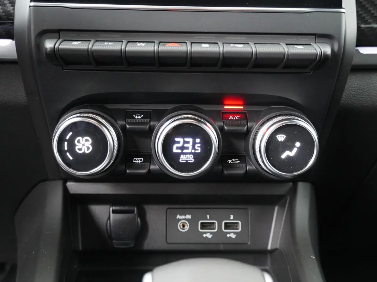 E-TECH Hybrid 145 R.S. Line | Lederen Bekl. | Stoel- & Stuurverw. | Trekhaak |