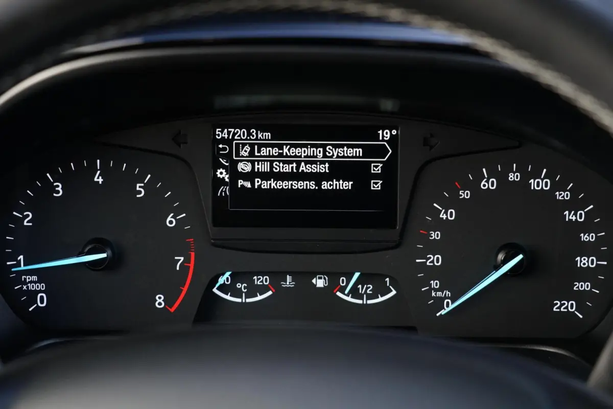 1.0 EcoBoost Titanium, NL, clima, PDC, cruise