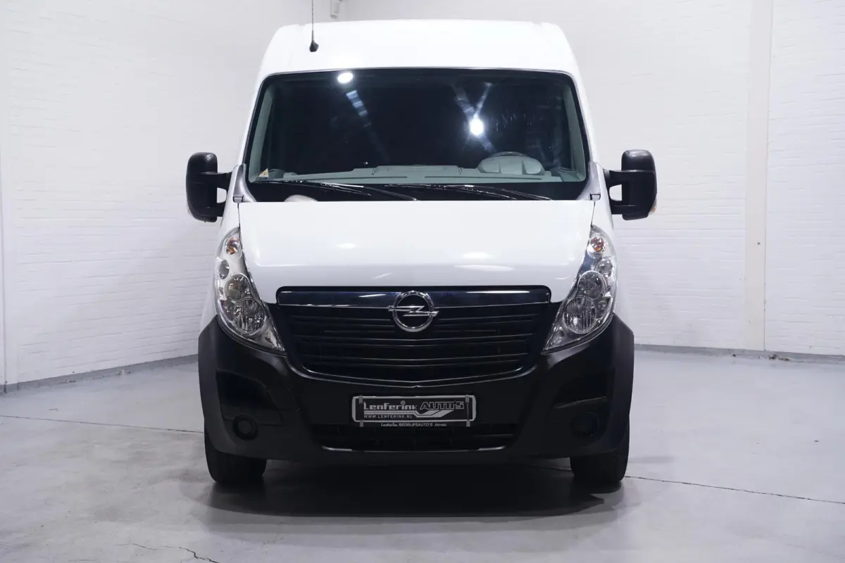 2.3 CDTI BiTurbo 145pk L3H2 Navi, Achterdeuren 270 Graden, Airco, PDC, 3-Zits