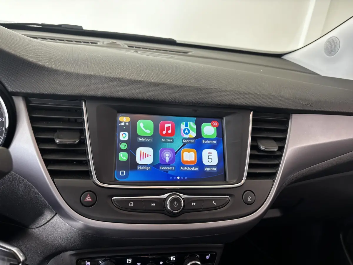 1.2 Turbo Elegance | Climate Control | Achteruitrijcamera | Stoel- en stuurverwarming | Apple CarPlay / Android auto |