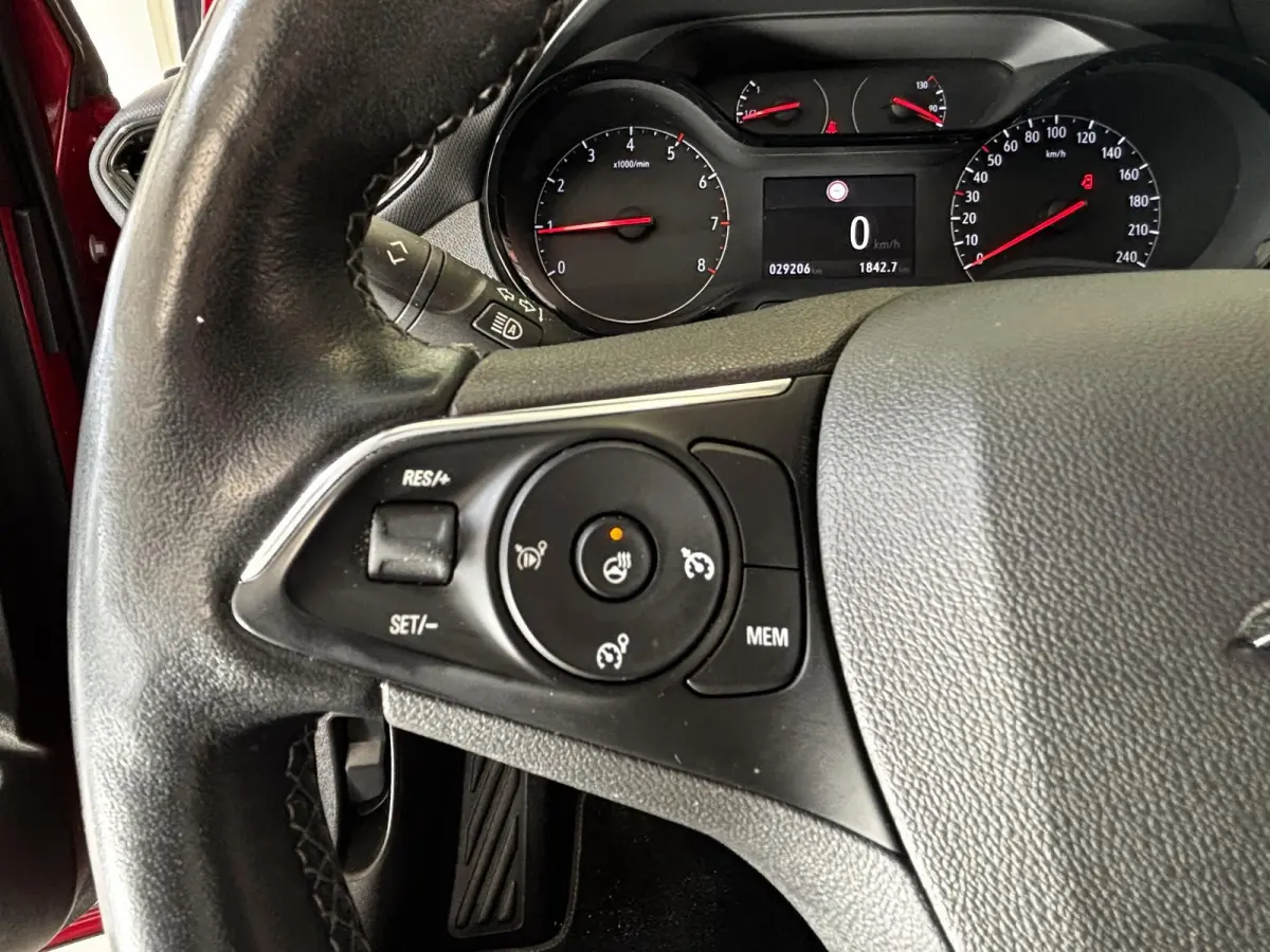 1.2 Turbo Elegance | Climate Control | Achteruitrijcamera | Stoel- en stuurverwarming | Apple CarPlay / Android auto |