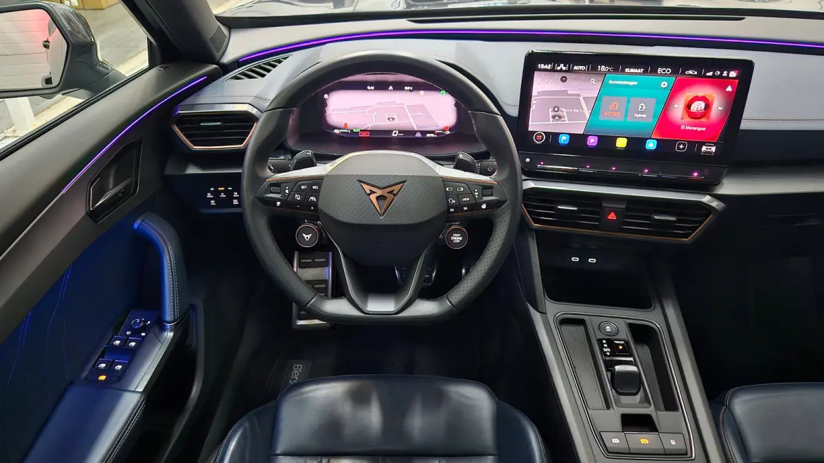 1.4 e-Hybrid VZ Perf.| 245 PK | Pano| 360°| Matrix | Keyless | Memory | Leder | 12” Navi