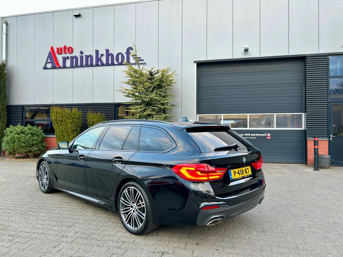 530i xDrive High Executive , Pano,