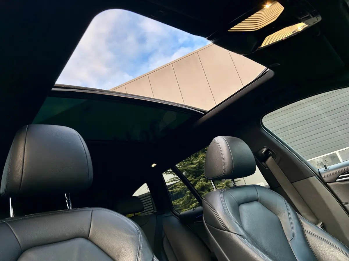 530i xDrive High Executive , Pano,