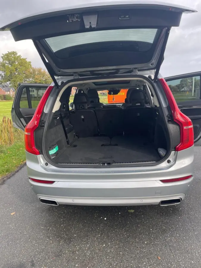 2.0 T8 Twin Engine AWD Momentum