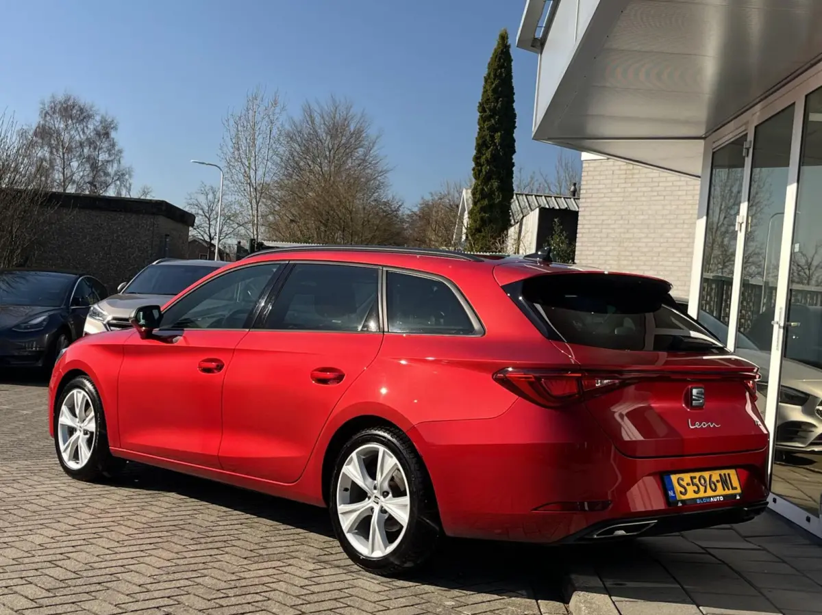 EcoTSI FR AUTOMAAT LED+EL. TREKHAAK+CARPLAY