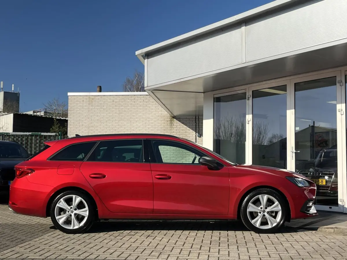 EcoTSI FR AUTOMAAT LED+EL. TREKHAAK+CARPLAY