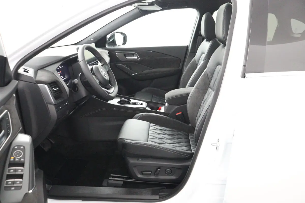 1.5 e-Power Tekna Plus | €3.000 korting | Gen3 epower | Elektrische kofferklep | Bose audio | Massagestoelen | Panodak | Verwarmbare stoelen en stuur |