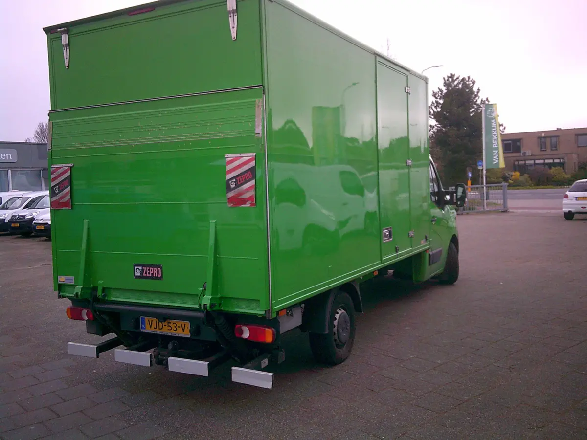 T35 2.3 dCi 145 L3 Energy EURO VI VOORZIEN VAN MEUBELBAK+LAADKLEP !!!