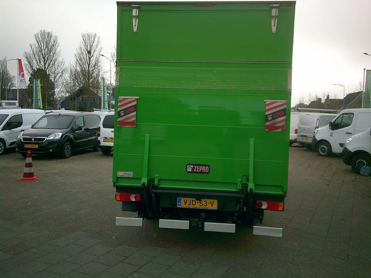 T35 2.3 dCi 145 L3 Energy EURO VI VOORZIEN VAN MEUBELBAK+LAADKLEP !!!