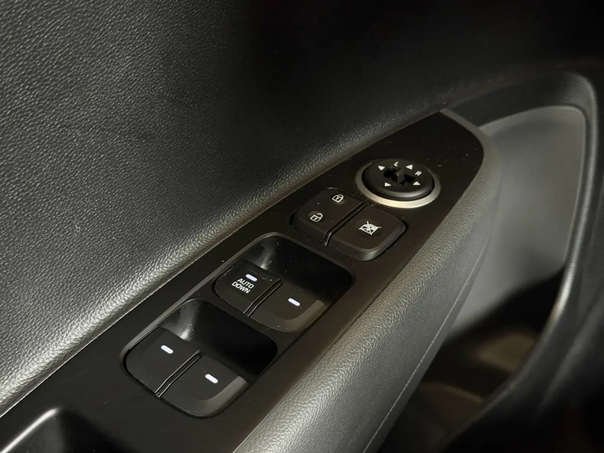 1.0i Comfort 1e eigenaar | cruise control | airco | metaallak
