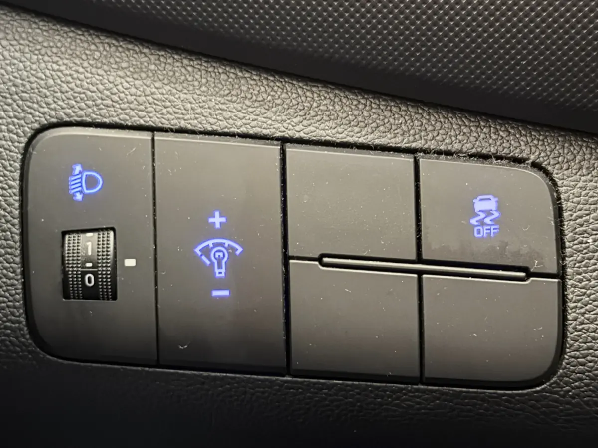 1.0i Comfort 1e eigenaar | cruise control | airco | metaallak