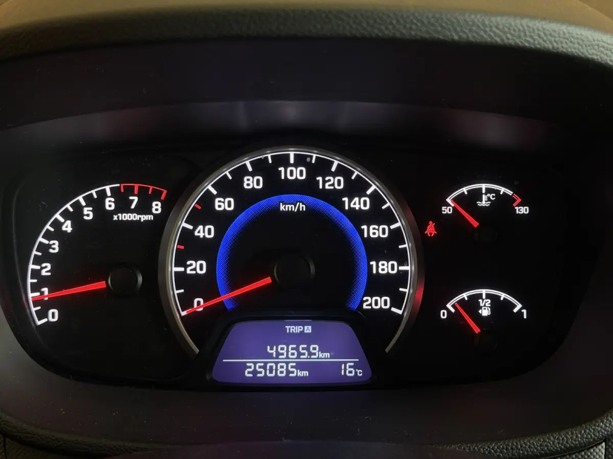 1.0i Comfort 1e eigenaar | cruise control | airco | metaallak