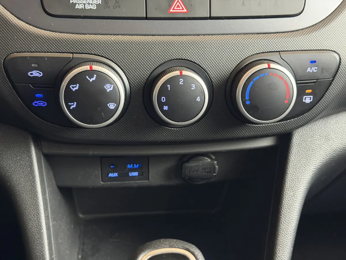 1.0i Comfort 1e eigenaar | cruise control | airco | metaallak