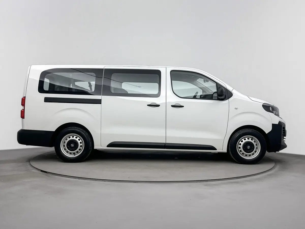 Electric L3 75 kWh | Demo deal! | 9-Zits | Snel leverbaar | Airco | Cruise control |