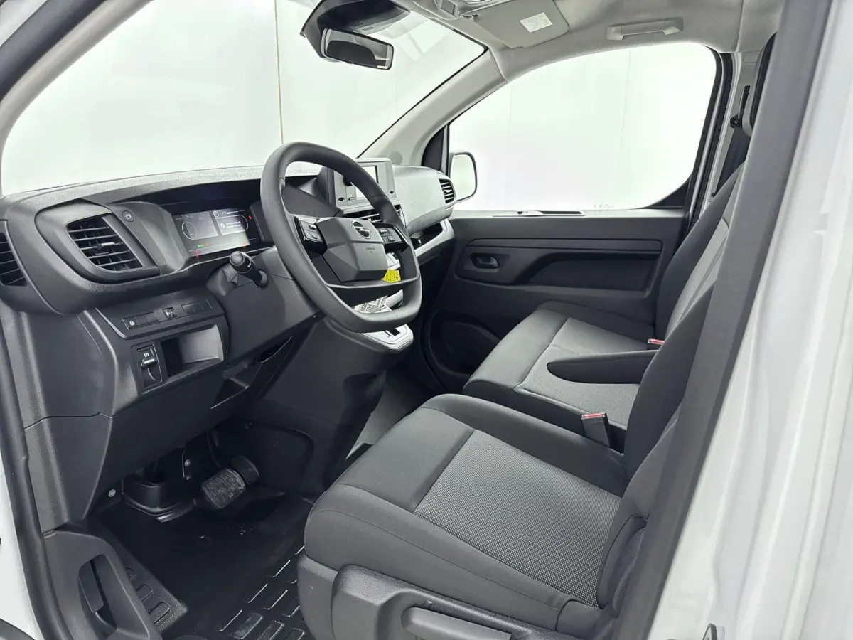 Electric L3 75 kWh | Demo deal! | 9-Zits | Snel leverbaar | Airco | Cruise control |