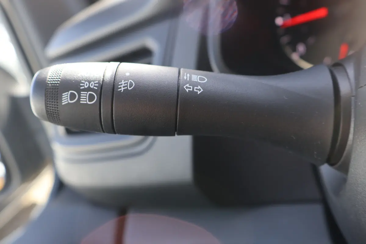 2.0 dCi 150pk L2 H1 Automaat