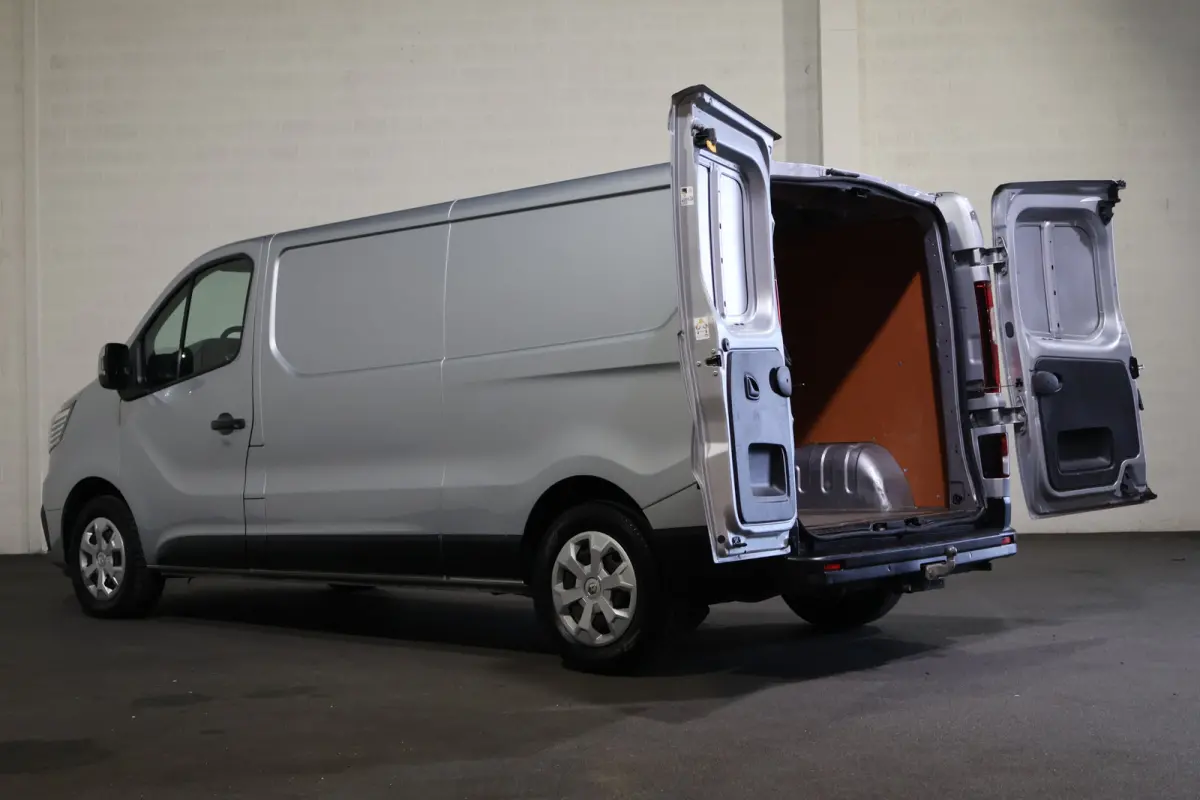 2.0 dCi 150pk L2 H1 Automaat