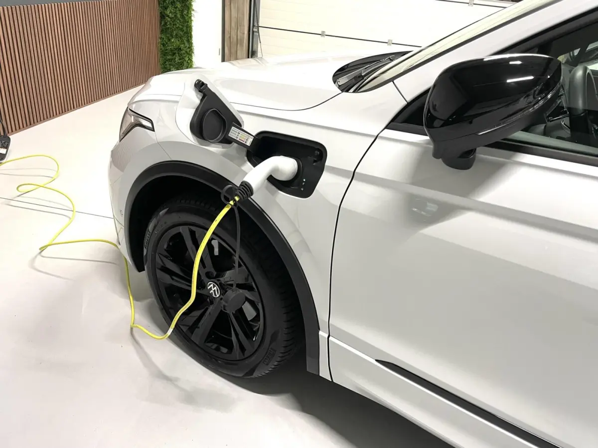 1.4 TSI eHybrid R-Line Black Style/ Cam/ Leder/ IQ LED/ Memory