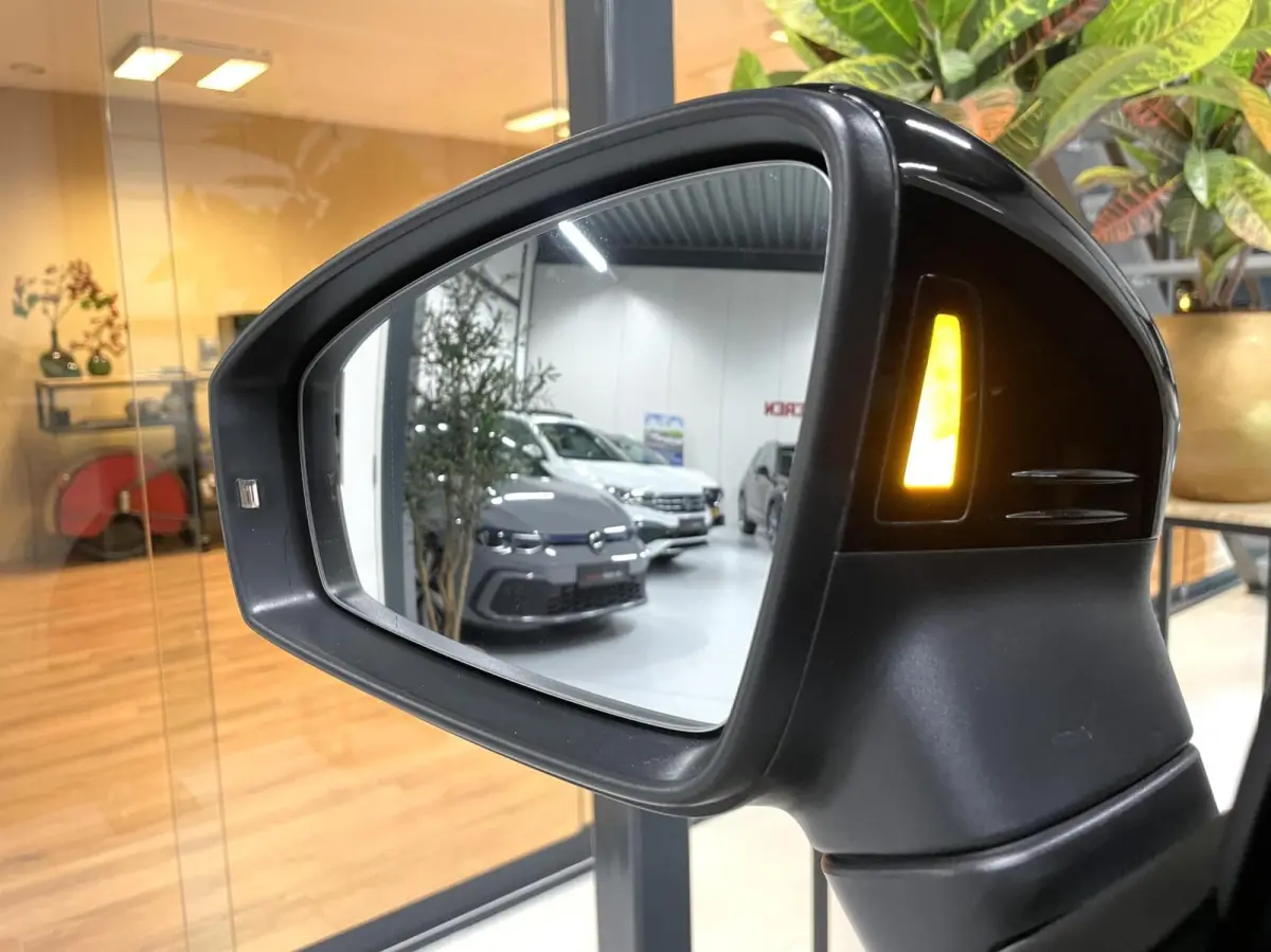 1.4 TSI eHybrid R-Line Black Style/ Cam/ Leder/ IQ LED/ Memory